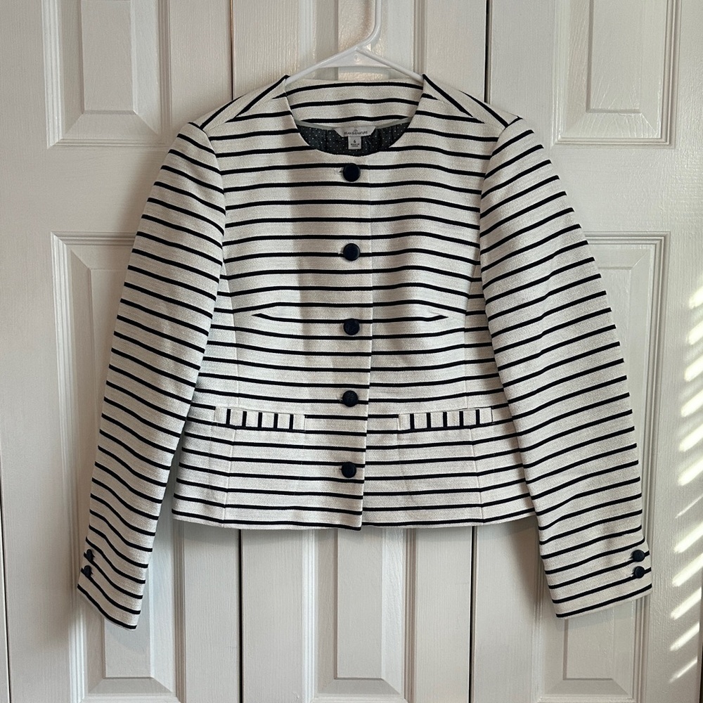 L.L.Bean Signature Collarless Striped Textured Cropped Blazer – Women’s Size 6